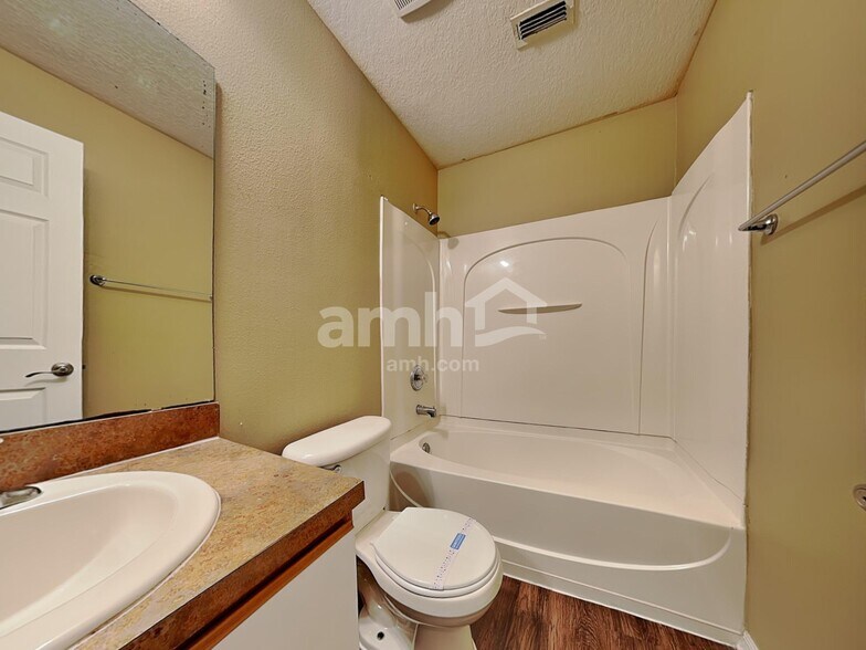 Building Photo - 15601 Sarcee Ct