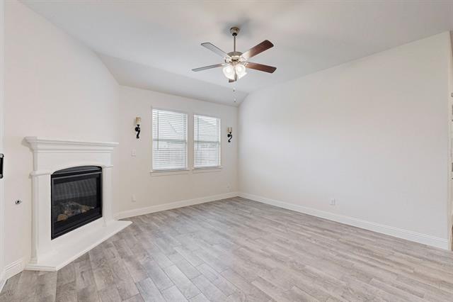 Building Photo - 10925 Klondike Ln