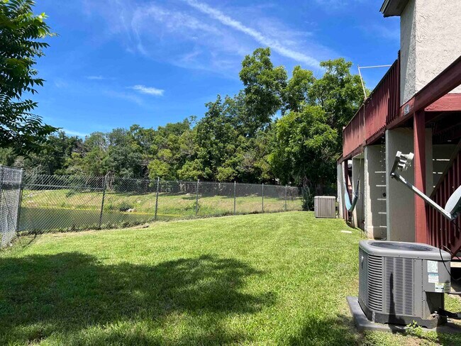 Building Photo - 1327 Airport Dr