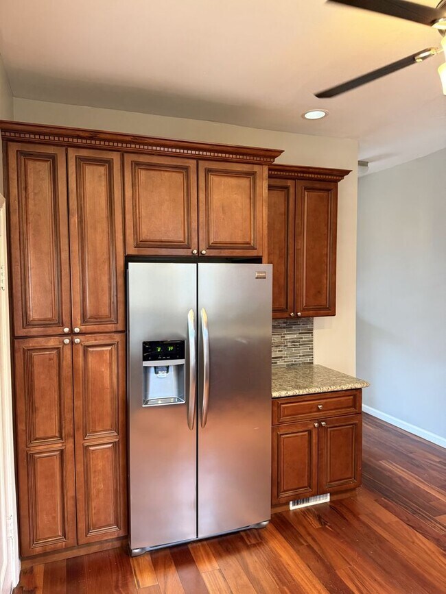 Building Photo - 3812 Cabinet Wy