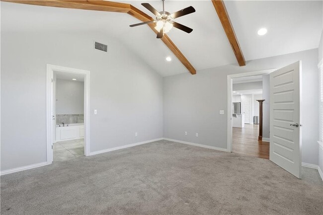 Building Photo - 2007 W Gilligan Ave