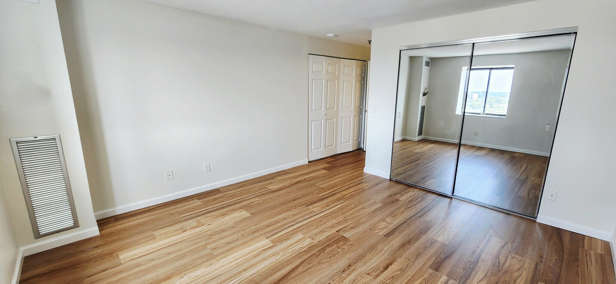 Building Photo - 382 Ocean Ave
