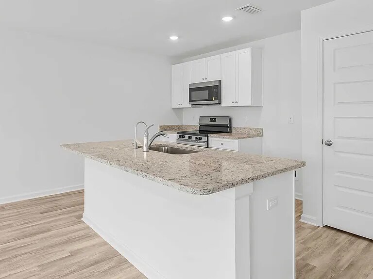 Building Photo - 157 Gray Owl Dr