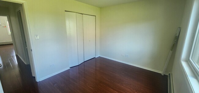 Building Photo - 9290 Hamilton Ct