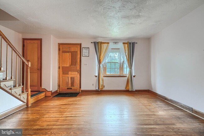 Building Photo - 8446 Loch Raven Blvd