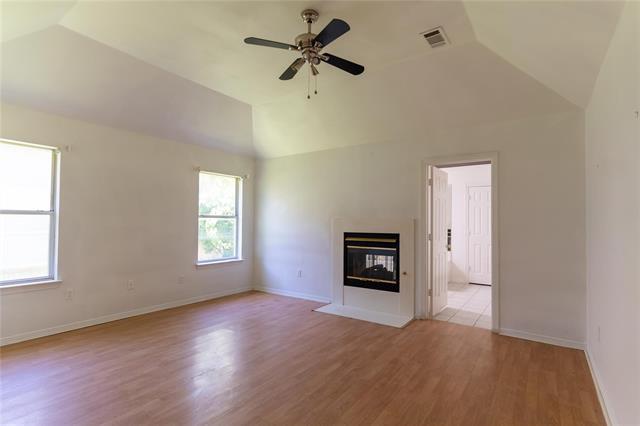 Building Photo - 492 Shade Tree Cir