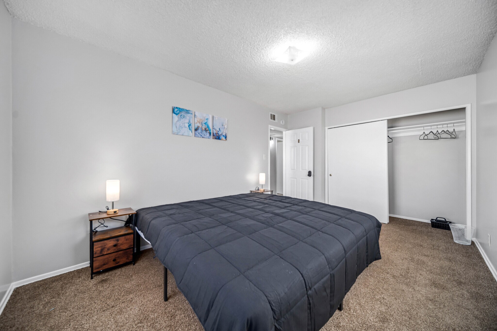 Building Photo - 45426 10th St W