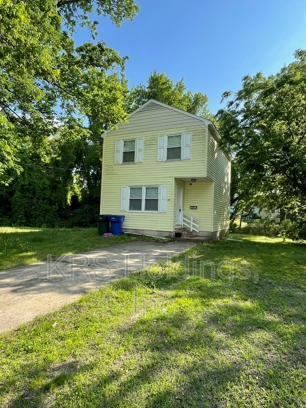 Building Photo - 117 Beechwood Ave