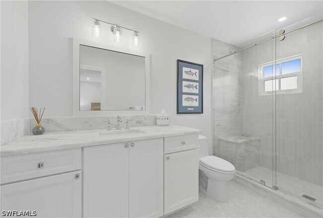 Building Photo - 360 Carlton Pl