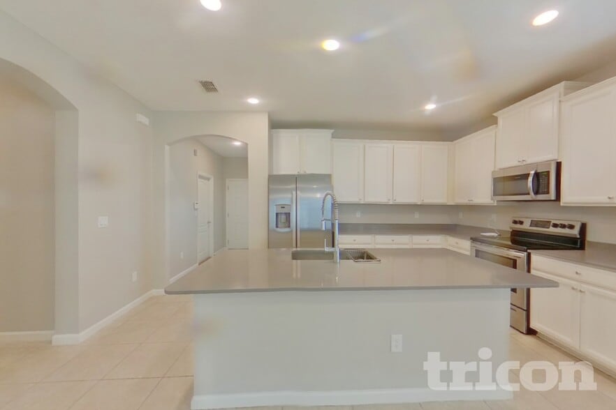 Building Photo - 10328 Pavnes Creek Dr