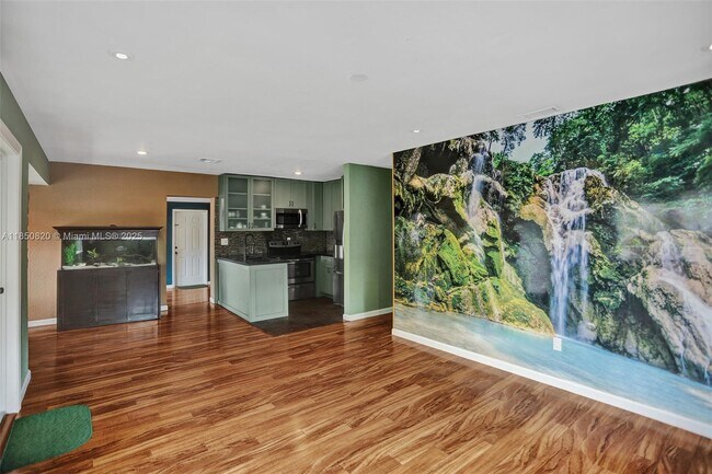 Building Photo - 7245 S Waterway Dr