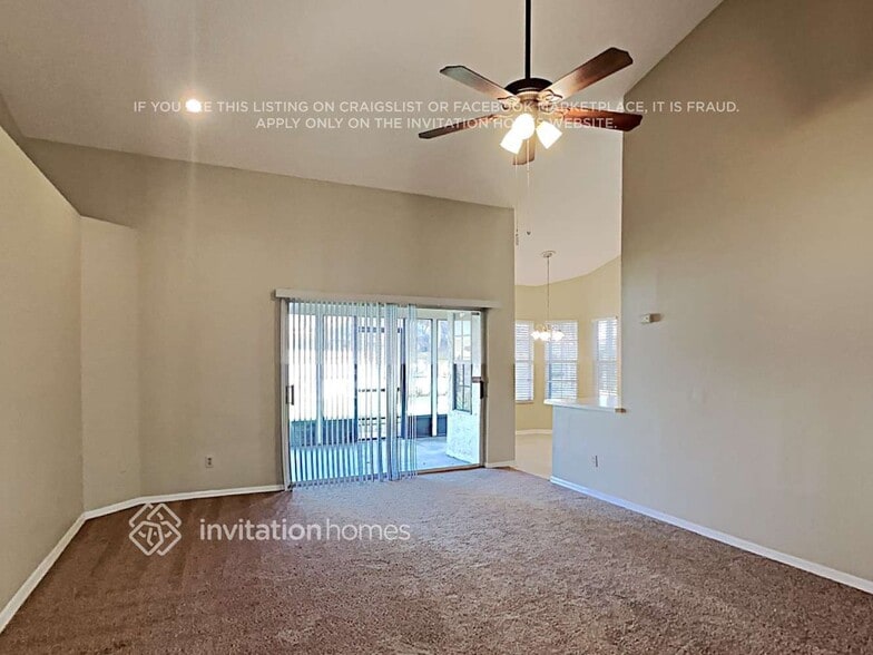 Building Photo - 817 Silversmith Cir