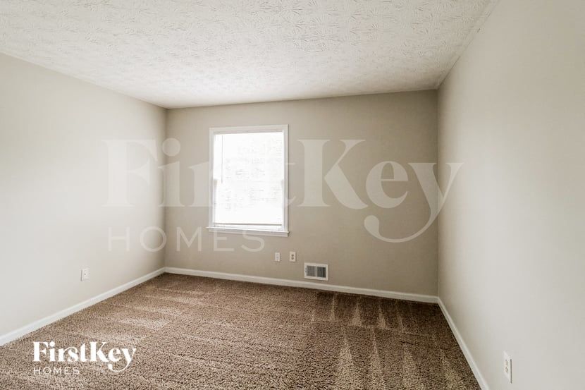 Building Photo - 1739 Killian Hill Rd SW