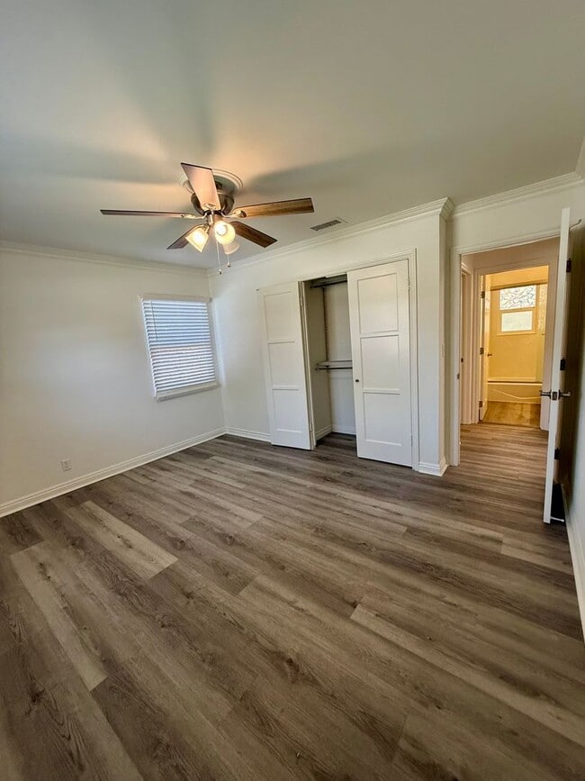 Building Photo - Beautiful 3 bedroom 1 bath home