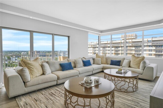 Building Photo - 1985 S Ocean Dr