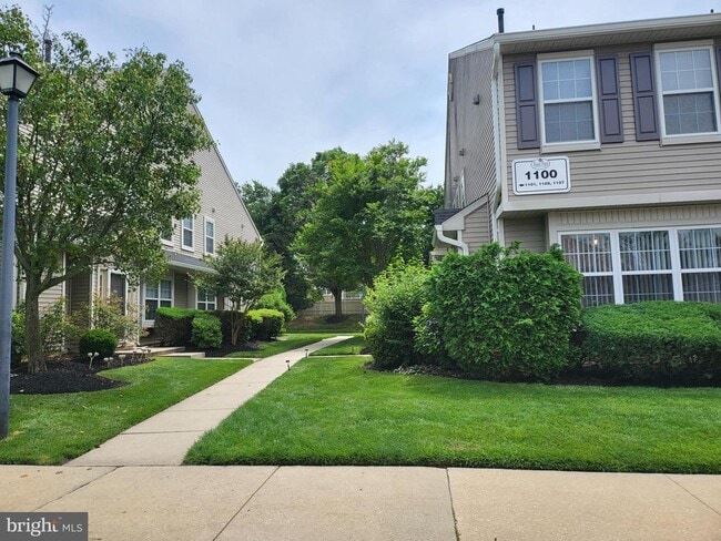 Building Photo - 1108 Coventry Way