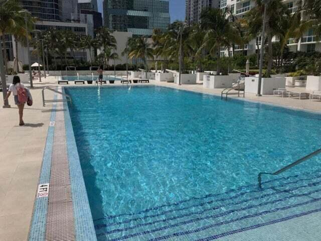 Building Photo - 950 Brickell Bay Dr