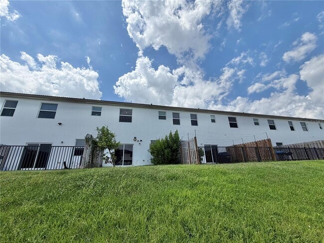 Building Photo - 12621 NW 23rd Pl
