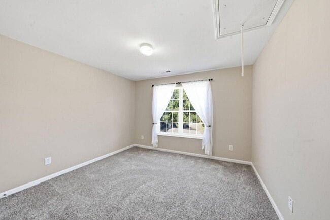 Building Photo - 3527 Londonville Ln