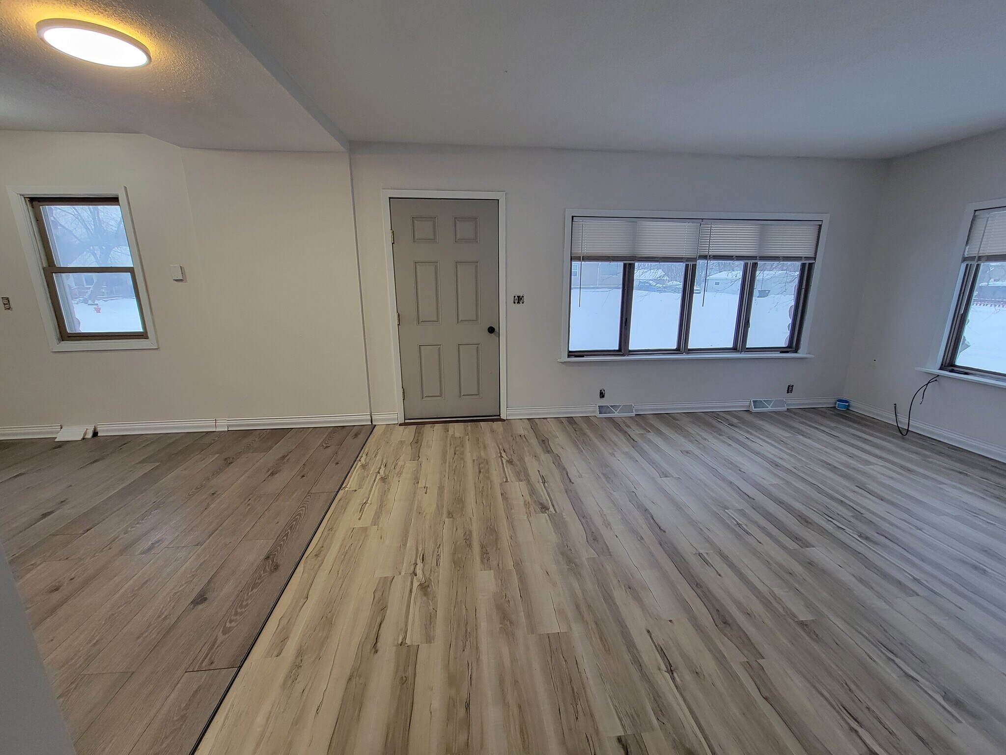 Building Photo - 802 Le Hillier St