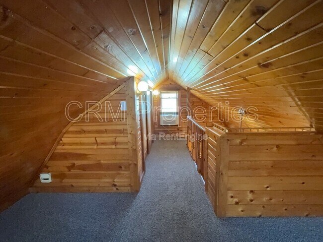 Building Photo - 1824 N Jay St