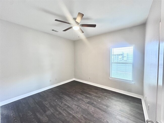 Building Photo - 45 Woodland Hills Dr