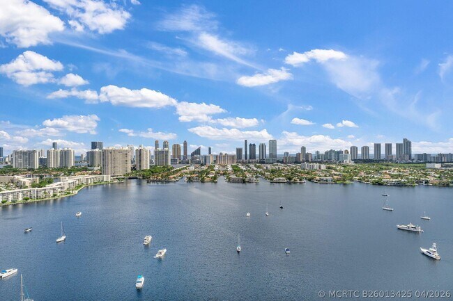 Building Photo - 17301 Biscayne Blvd