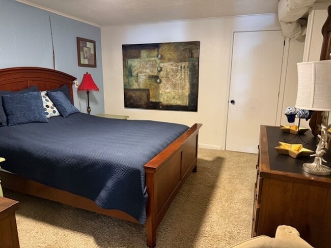Building Photo - Knoxville 37921 - 1 bed 1 bath downstairs ...