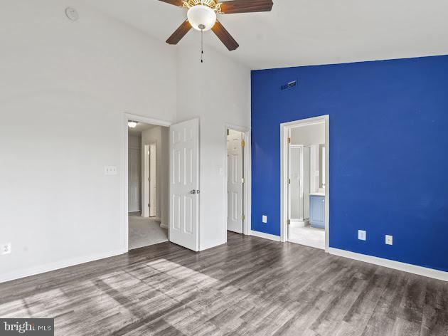 Building Photo - 4252 Normandy Ct