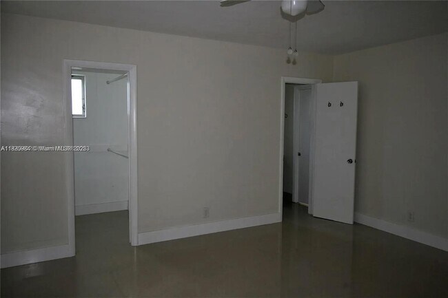 Building Photo - 4534 Van Buren St