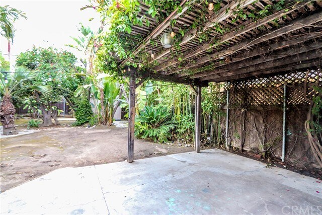 Building Photo - 1019 Mira Mar Ave