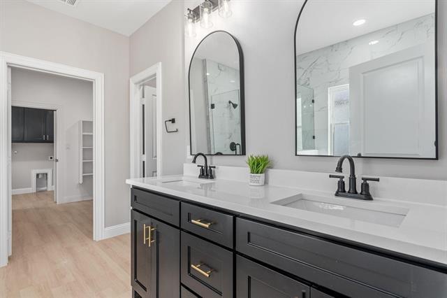 Building Photo - 3756 I-30 Frontage Rd