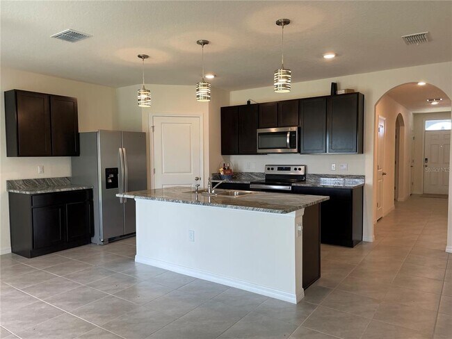 Building Photo - 5535 Hollingworth Trl