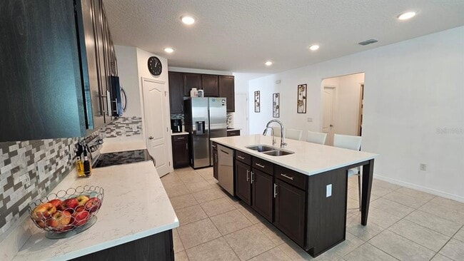 Building Photo - 4353 Desert Rose Ave