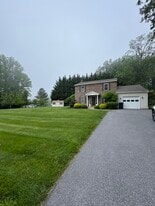 Building Photo - 2114 Deadora Rd