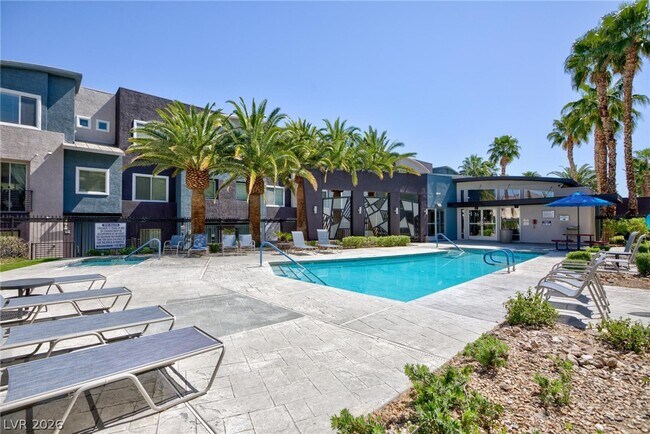 Building Photo - 9050 W Tropicana Ave