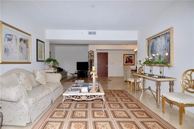 Building Photo - 3200 N Ocean Blvd