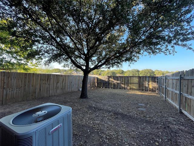 Building Photo - 8426 Jay St