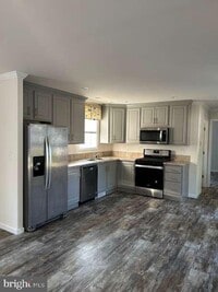 Building Photo - 3 Kenton Cir