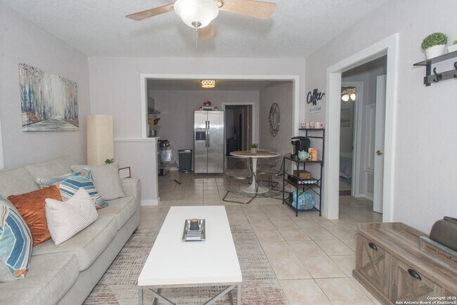 Building Photo - 611 Brunswick Blvd