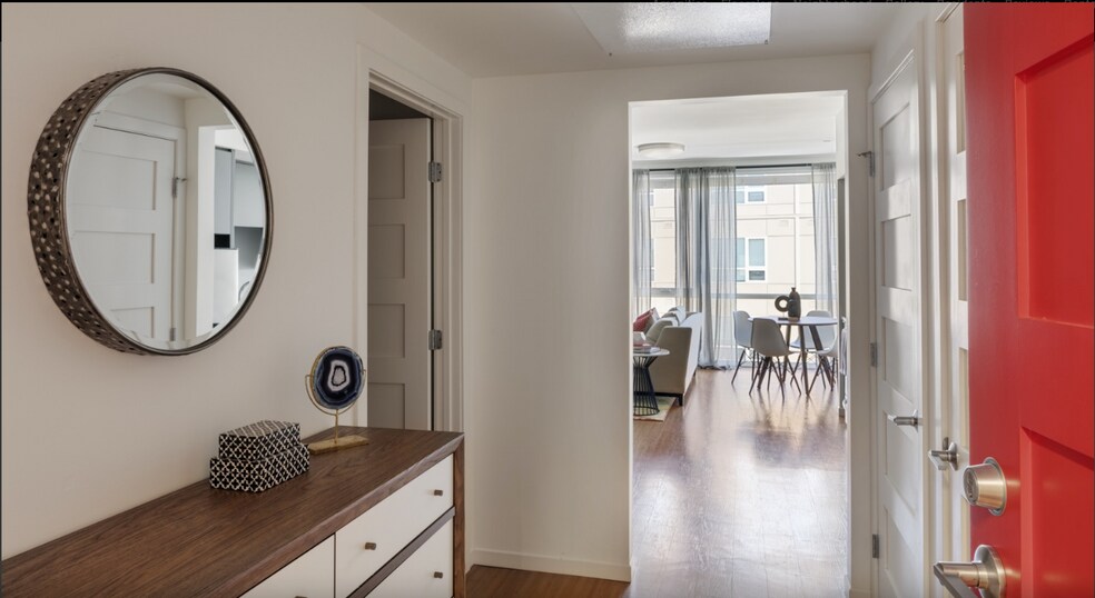 Building Photo - 75 Brainerd Rd