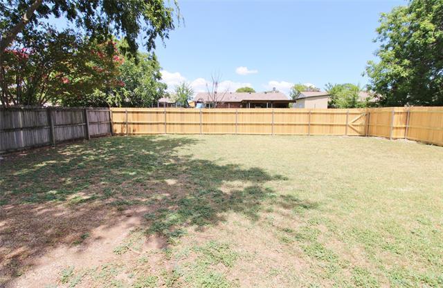 Building Photo - 10253 Sweet Gum St