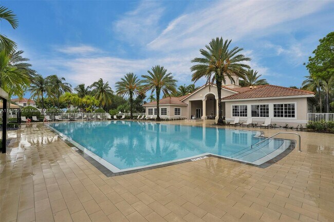 Building Photo - 5038 SW 183rd Ave