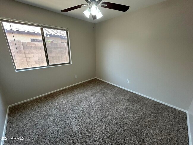 Building Photo - 15070 N 150th Ln