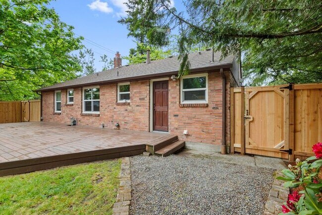 Building Photo - DARLING BUNGALOW in Desirable Arroyo Heigh...