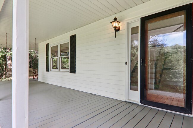 Building Photo - 5 Timothy Ln