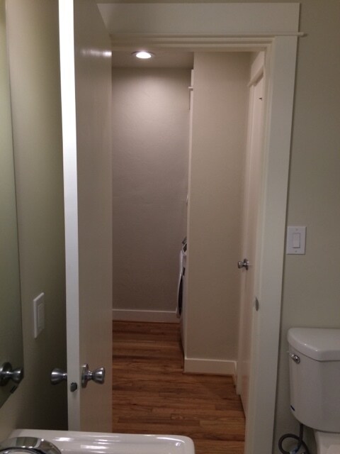 Building Photo - Full Remodel! University Park-Portsmouth-H...
