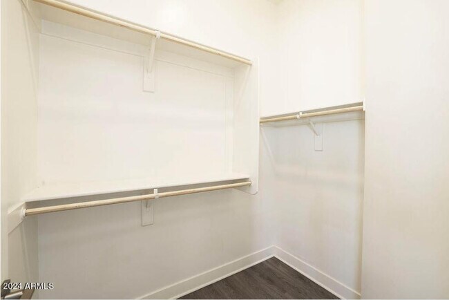 Building Photo - 1139 N Harold St