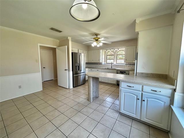 Building Photo - 6209 Gayle Dr
