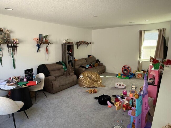 Building Photo - 16037 Micelli Dr